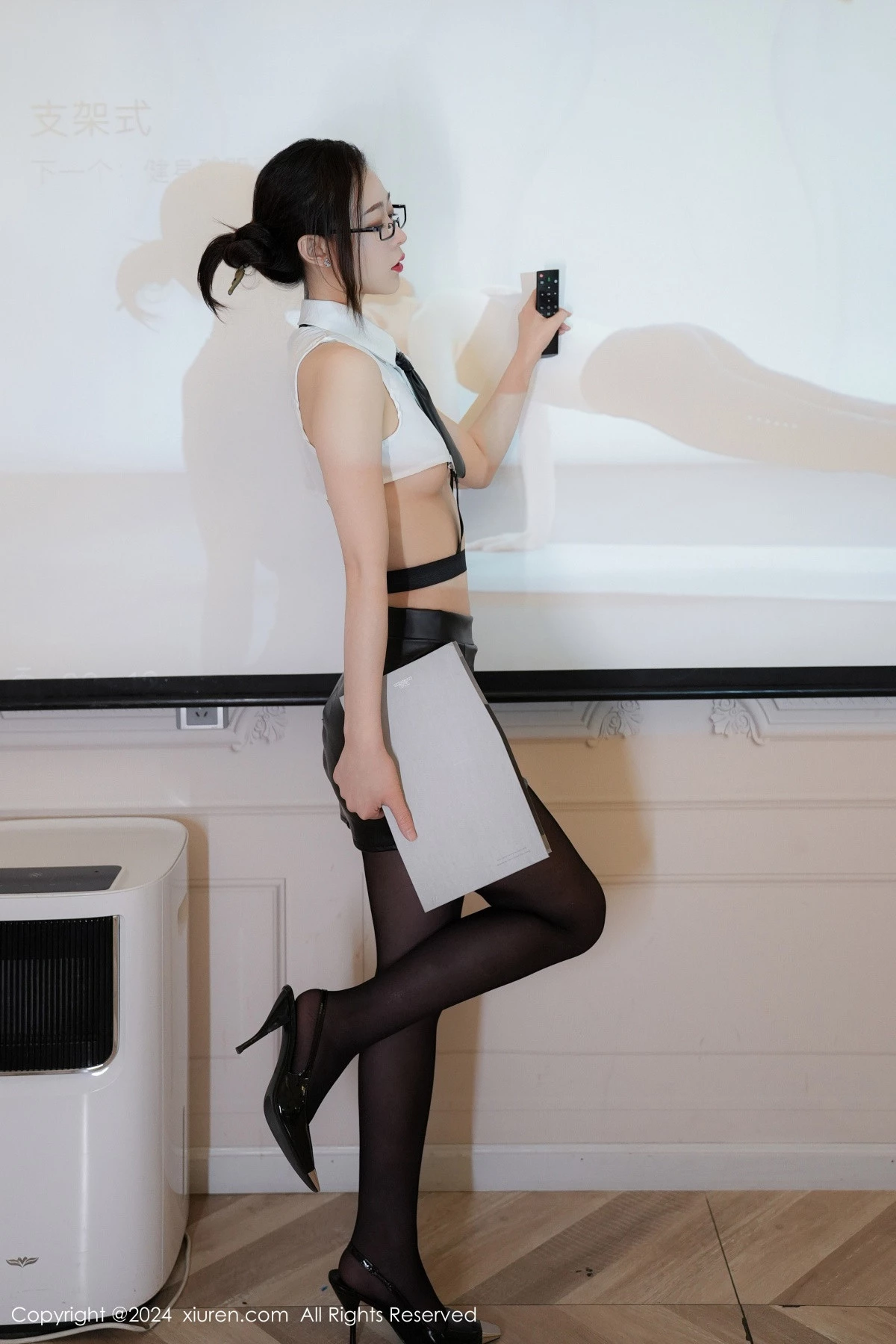 [XiuRen秀人网]第9353期糖糖写真-秀人资源网